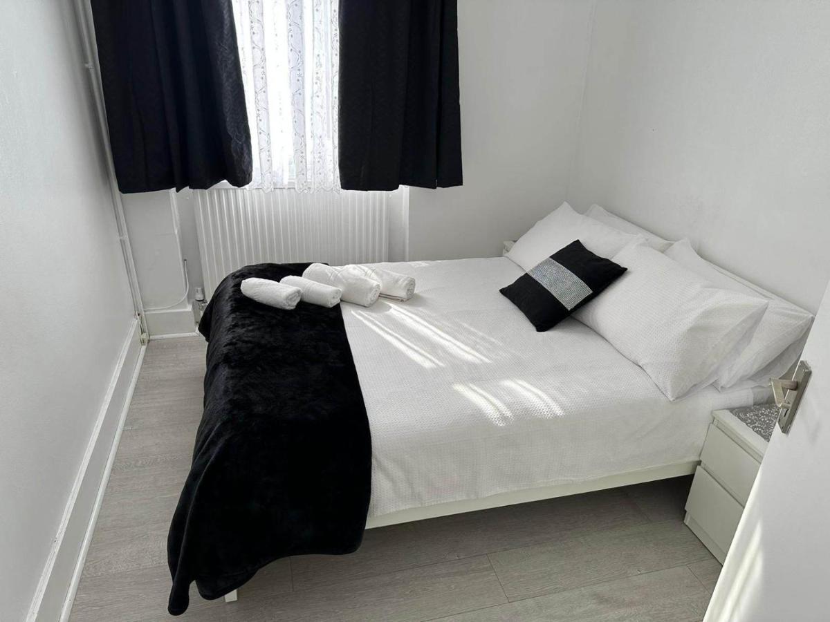 Fantastic 2 Bedroom Flat Close To King'S Cross Londra Esterno foto