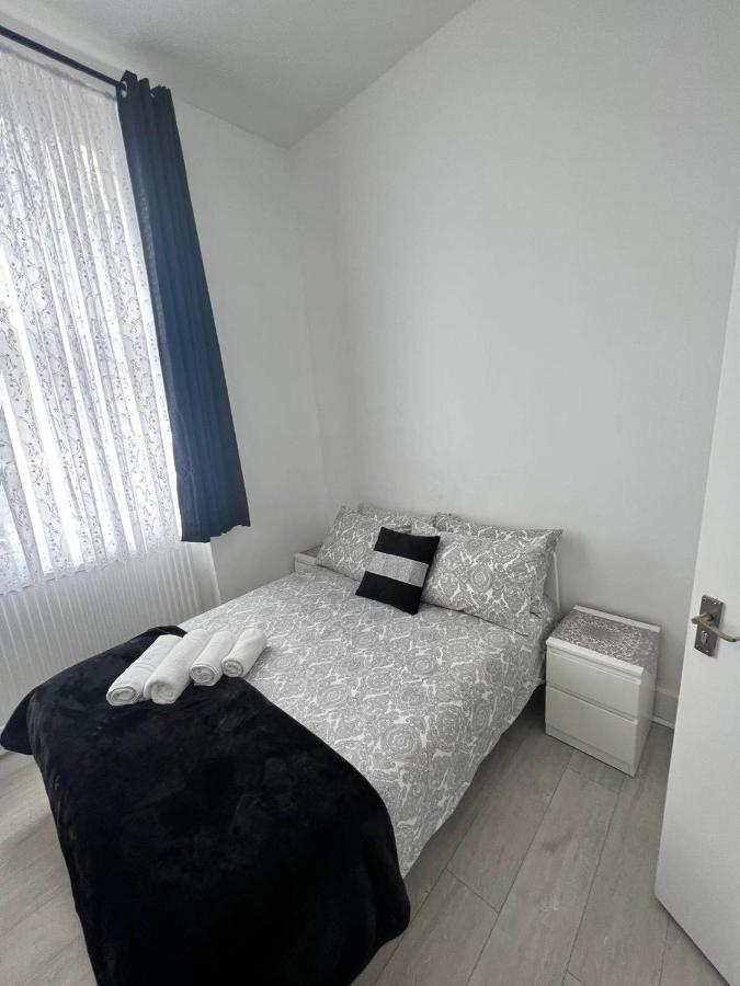 Fantastic 2 Bedroom Flat Close To King'S Cross Londra Esterno foto